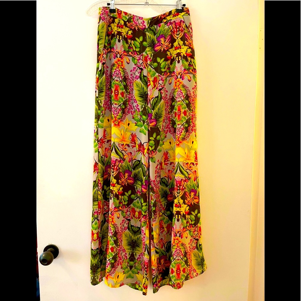 EUC ASTR The Label Wide Leg Floral Pants Sz S